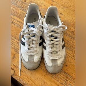 Adidas Sambas